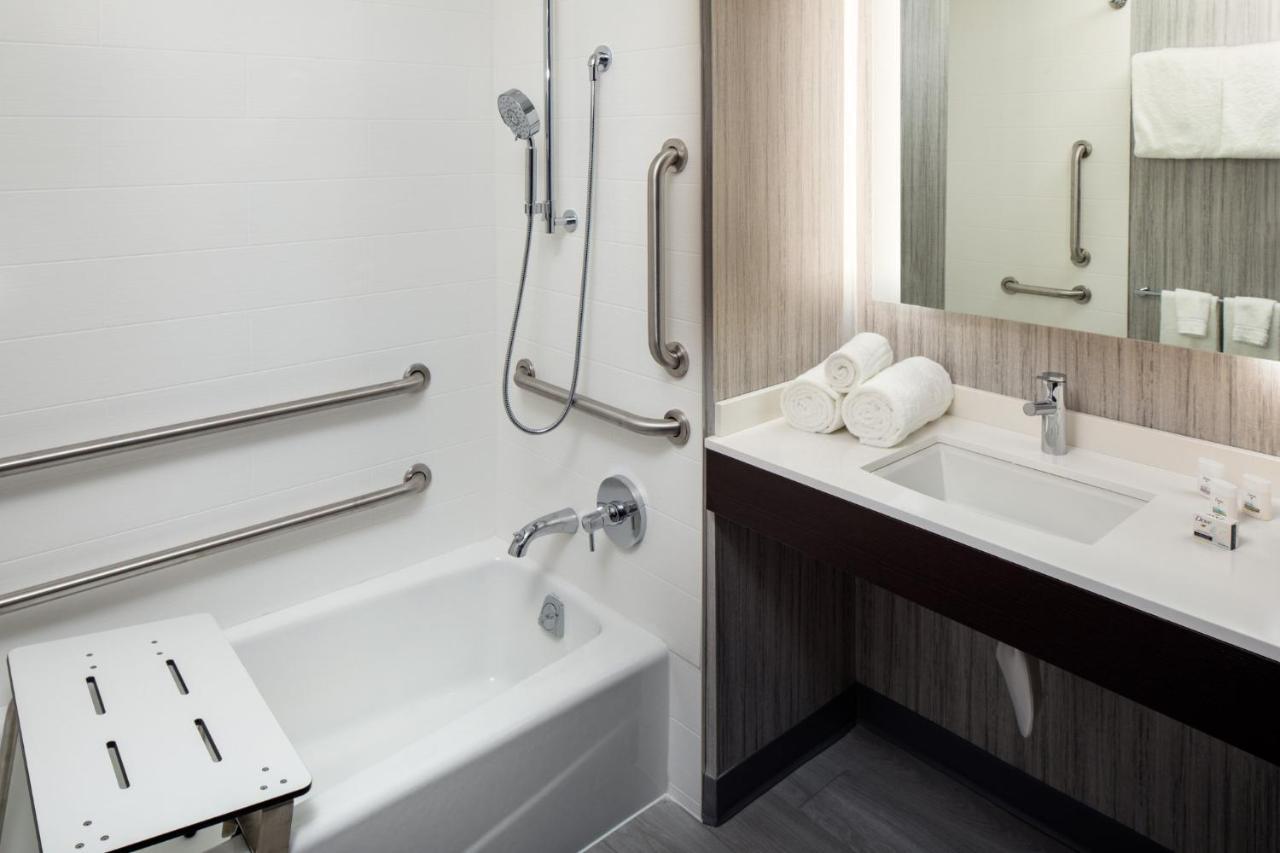 Holiday Inn Express Washington Dc Downtown By Ihg Exterior foto